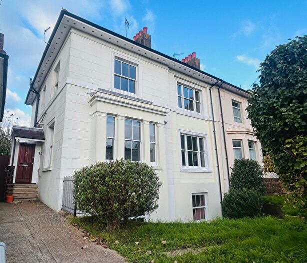 6 Bedroom House To Rent In Wellington Road, Brighton, BN2