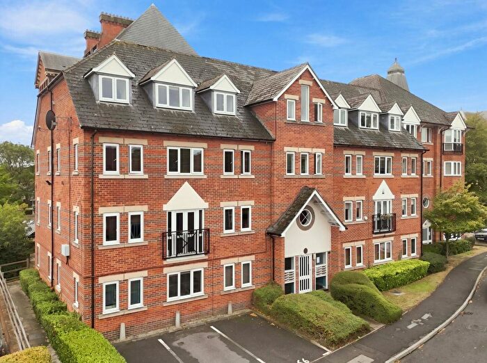 1 Bedroom Flat For Sale In Victory Road, Wanstead, E11