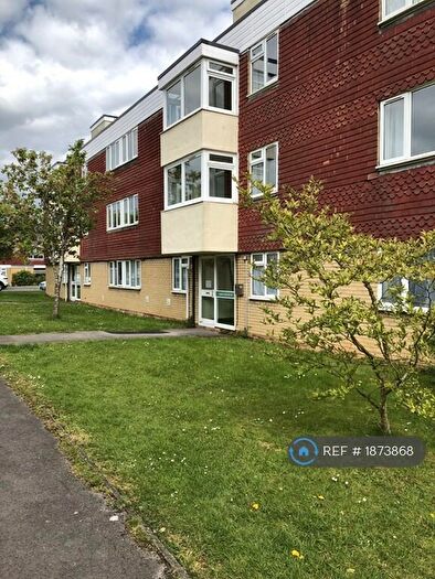 2 Bedroom Flat To Rent In Langdale Gardens, Earley, Reading, RG6