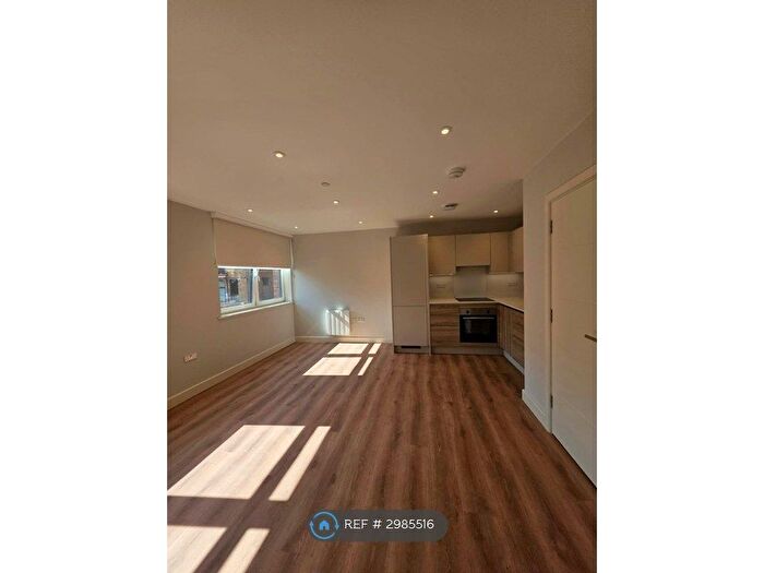 1 Bedroom Flat To Rent In Richmond House, Bournemouth, BH2
