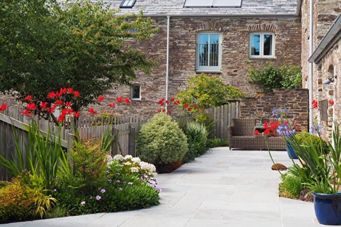 2 Bedroom Barn Conversion For Sale In Tredinnick Farm Barn, Wadebridge, PL27