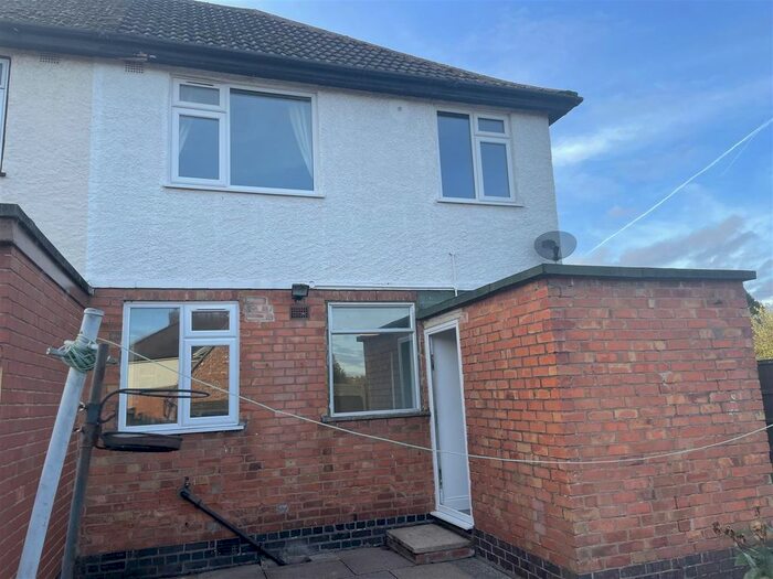 Semi-Detached House To Rent In Glen Park Avenue, Glenfield, Leicester, LE3