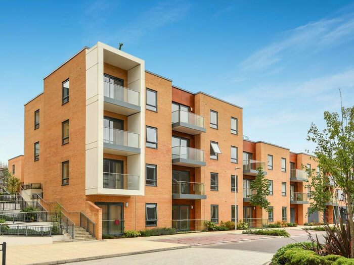 1 Bedroom Flat To Rent In Nightingale House, Reading, RG2