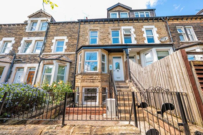 6 Bedroom Terraced House For Sale In Nydd Vale Terrace, Harrogate, HG1