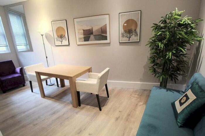 Studio To Rent In Lithos House, Finchley Road, NW3