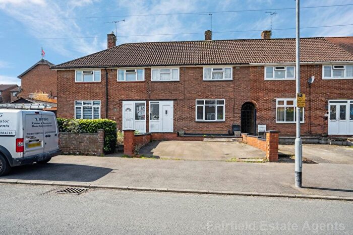 3 Bedroom Terraced House For Sale In Embleton Road, South Oxhey, WD19