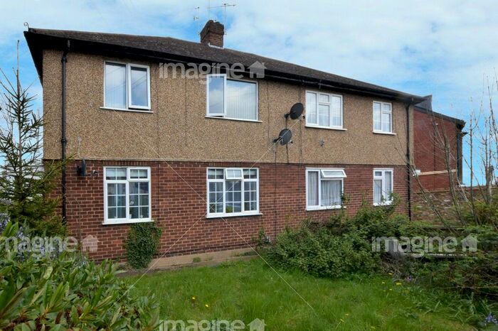 2 Bedroom Maisonette To Rent In Church Road, Watford, Hertfordshire, WD17