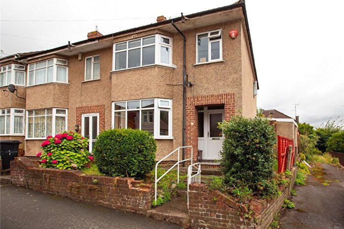 4 Bedroom Semi-Detached House To Rent In Guinea Lane, Bristol, BS16