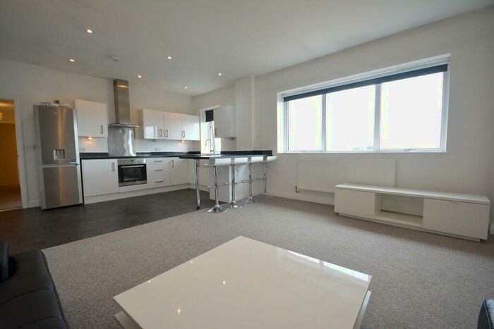 2 Bedroom Apartment To Rent In St. Marys Court, St. Marys Gate, Nottingham, NG1