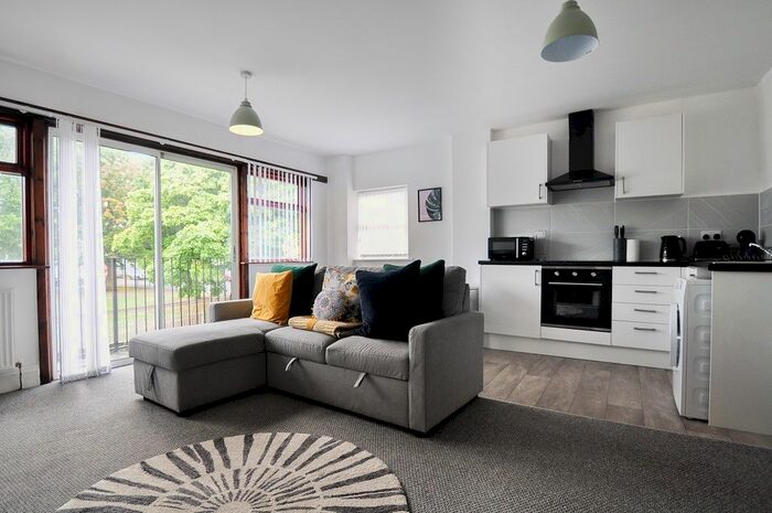 2 Bedroom Flat To Rent In Turner Street, Newport, NP19