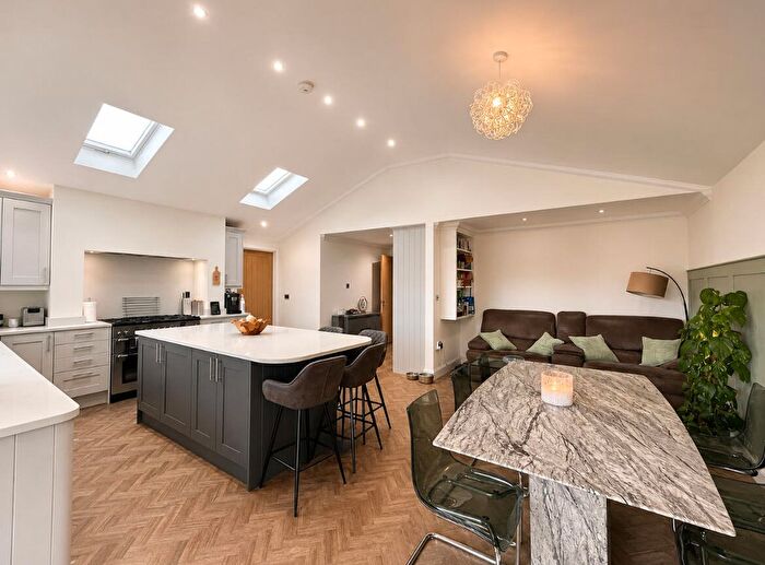 4 Bedroom Detached Bungalow For Sale In Taverham Road, Felthorpe, Norwich, NR10