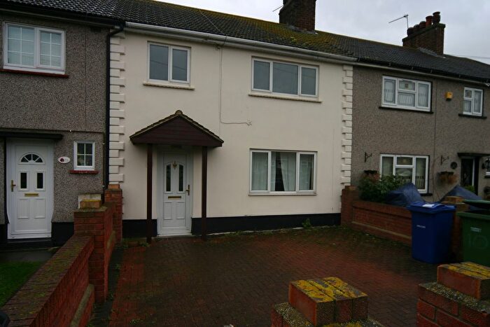 3 Bedroom Terraced House To Rent In Tennyson Walk, Tilbury, RM18
