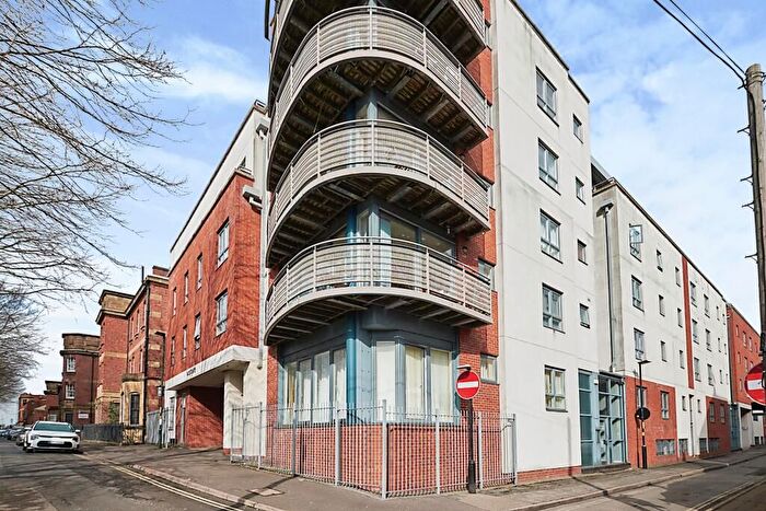 1 Bedroom Flat For Sale In Arthur Place, Birmingham, B1
