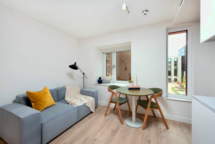 Studio To Rent In Walnut Tree Close, Guildford GU1