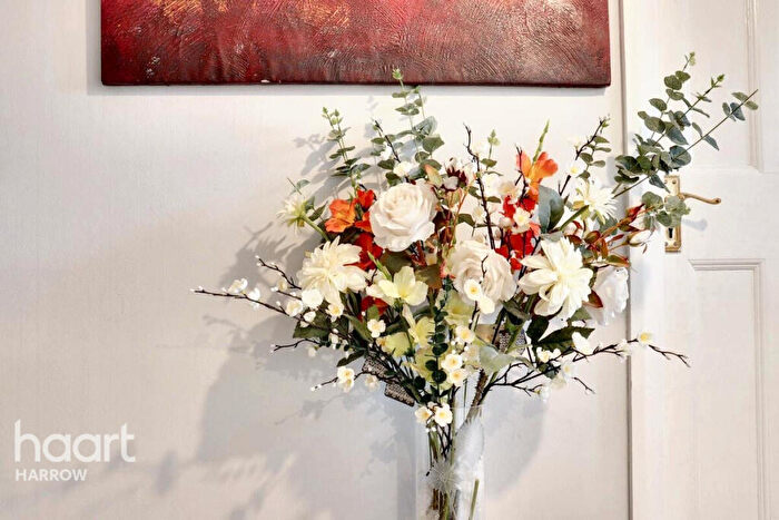 6 Bedroom Semi-Detached House For Sale In Whitchurch Gardens, Edgware, HA8