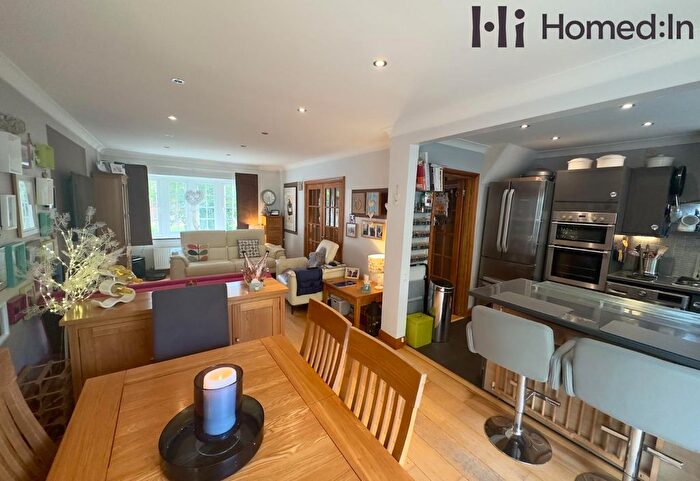 3 Bedroom End Of Terrace House For Sale In Tanbridge Place, Horsham, RH12