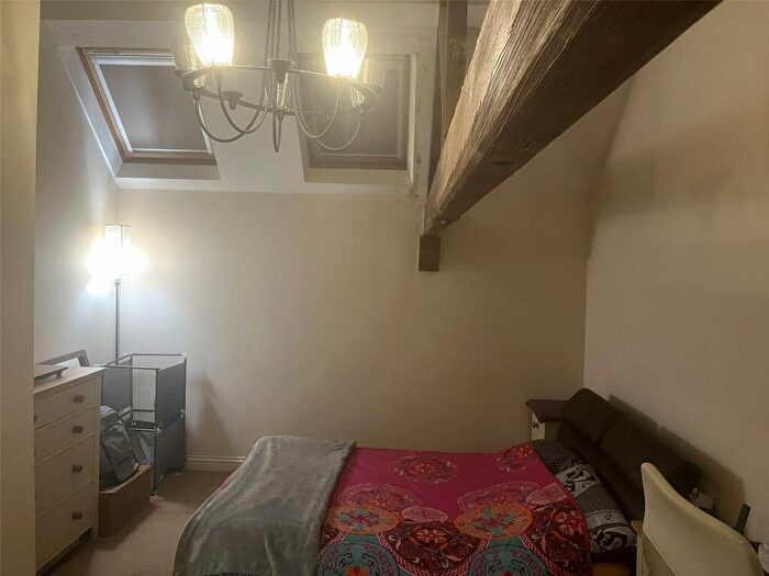1 Bedroom Apartment For Sale In Beaconsfield House, Off Bennett Lane, Halifax, HX3