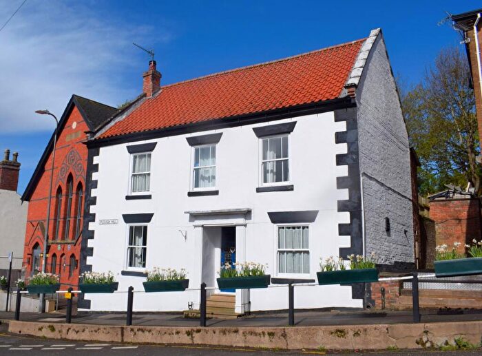 4 Bedroom Detached House For Sale In Plough Hill, Caistor, LN7