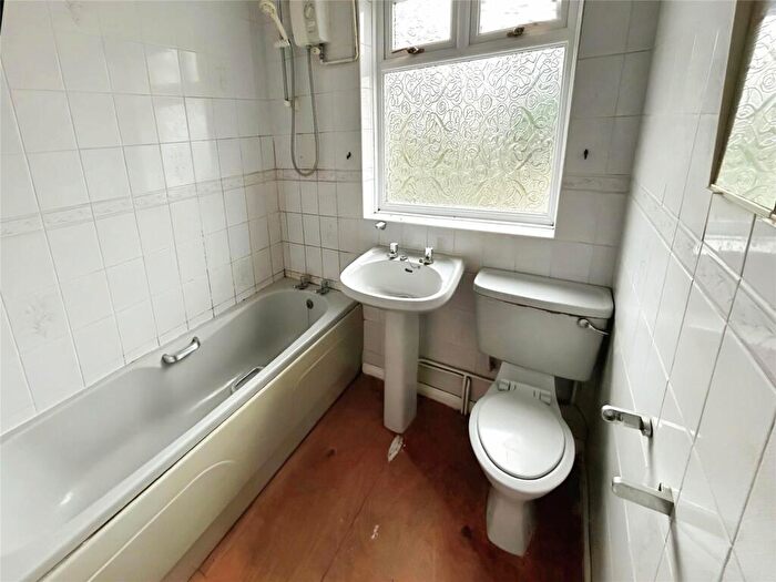 2 Bedroom Semi-Detached House For Sale In Central Avenue, Bucknall, Stoke On Trent, Staffordshire, ST2