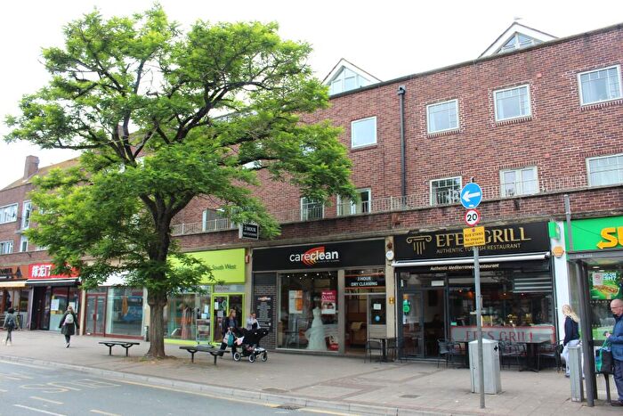 2 Bedroom Apartment For Sale In Lucy Court, Acland Road, Exeter, EX4