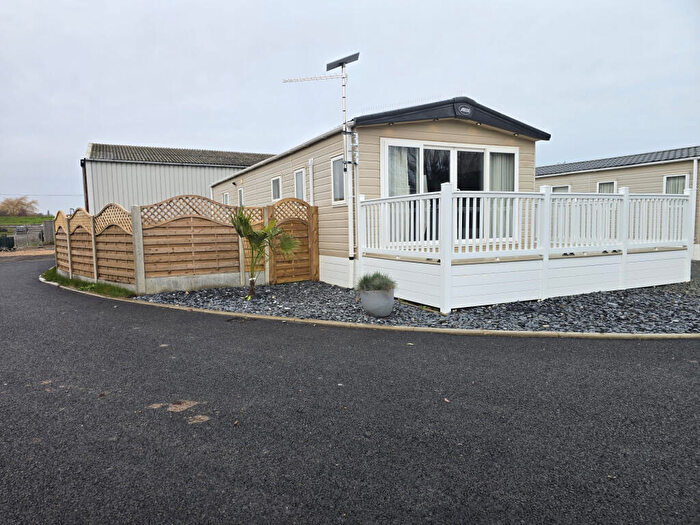 3 Bedroom Lodge For Sale In Ely, Cambridgeshire, CB7