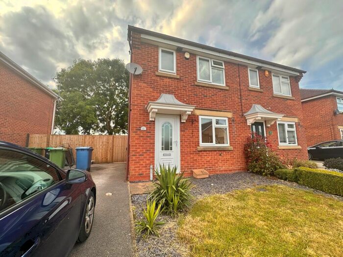2 Bedroom Semi-Detached House To Rent In St Leonards Way, Forest Town, NG19