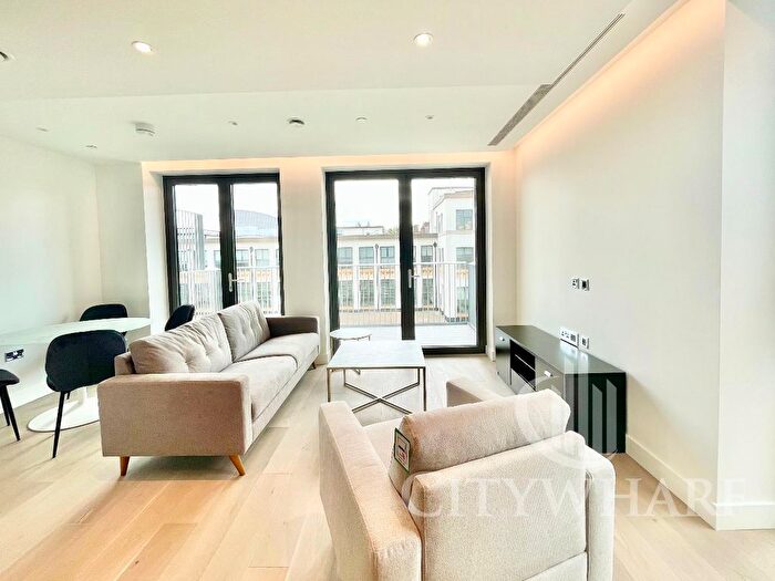 2 Bedroom Flat To Rent In Opus House, Salutation Gardens, London, WC1X