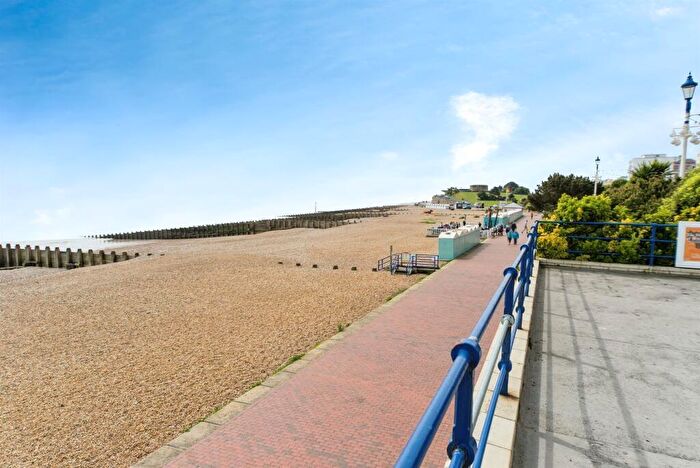 1 Bedroom Flat To Rent In Burlington Place, Eastbourne, BN21