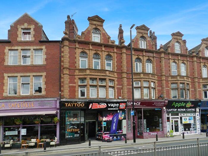 6 Bedroom Character Property For Sale In The Crescent, Leeds, LS6