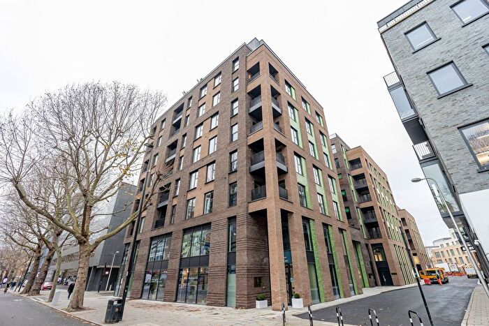 1 Bedroom Flat For Sale In Ufford Street, Waterloo, London, SE1