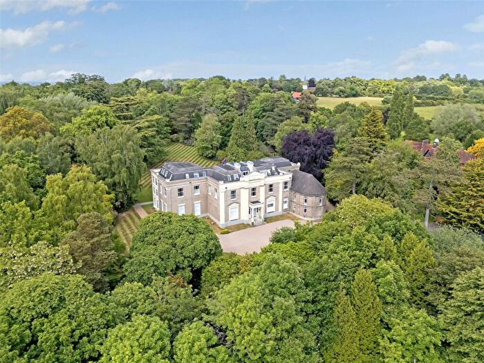 1 Bedroom Apartment For Sale In The Old School House, Honeypot Lane, CM4