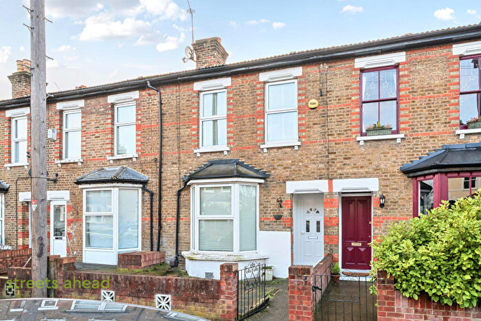 3 Bedroom Terraced House For Sale In Frant Road, Thornton Heath, CR7