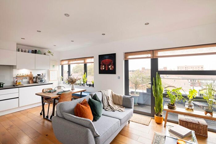 2 Bedroom Duplex For Sale In Damien Court, Damien Street, Whitechapel, London, E1