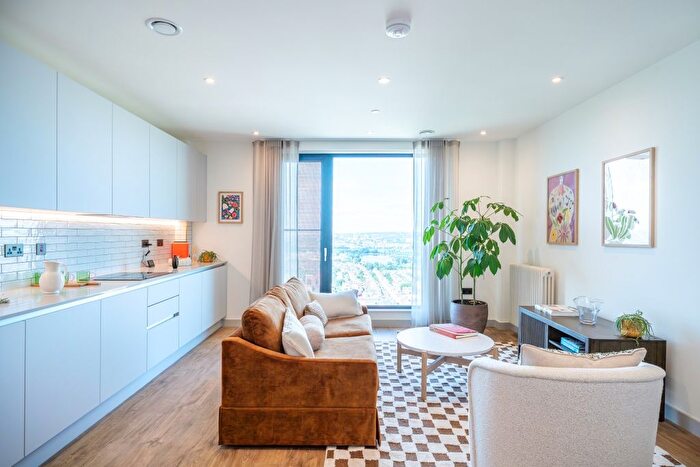 1 Bedroom Flat To Rent In The Eades, Selborne Road London, E17