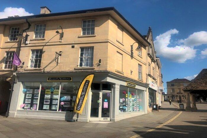 1 Bedroom Studio To Rent In Market Place, Chippenham, SN15