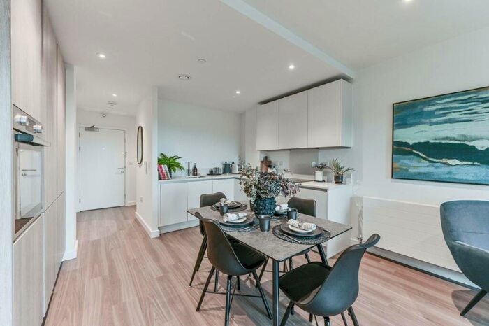 1 Bedroom Flat To Rent In No. College Road, Croydon, CR0