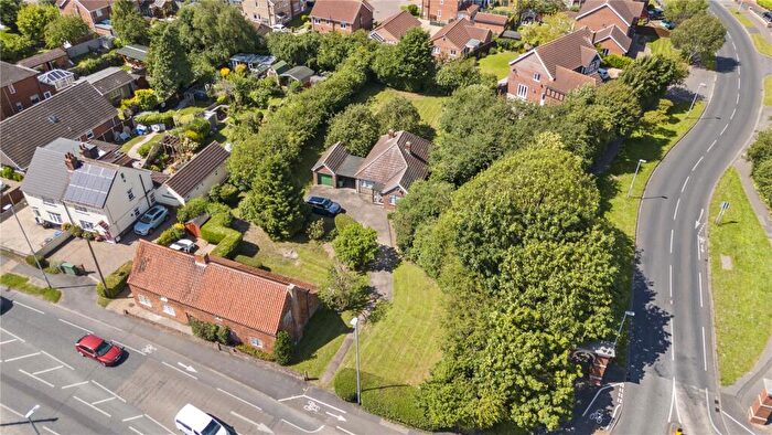 3 Bedroom Bungalow For Sale In Humberston Road, Cleethorpes, N E Lincs, DN35