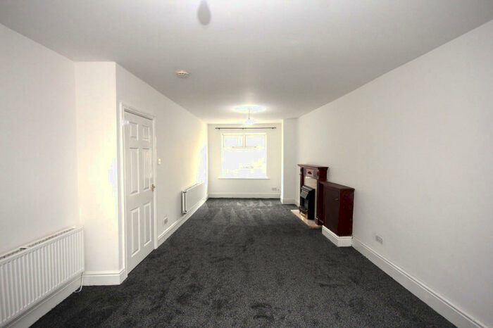 2 Bedroom Terraced House To Rent In New Hall Lane, Preston, Lancashire, PR1
