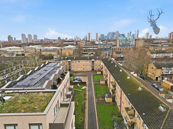 2 Bedroom Flat For Sale In Tredegar Road, Barford House Tredegar Road, E3