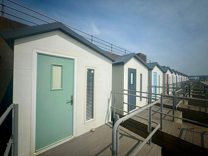 Detached Bungalow For Sale In Esplanade, Seaford, BN25