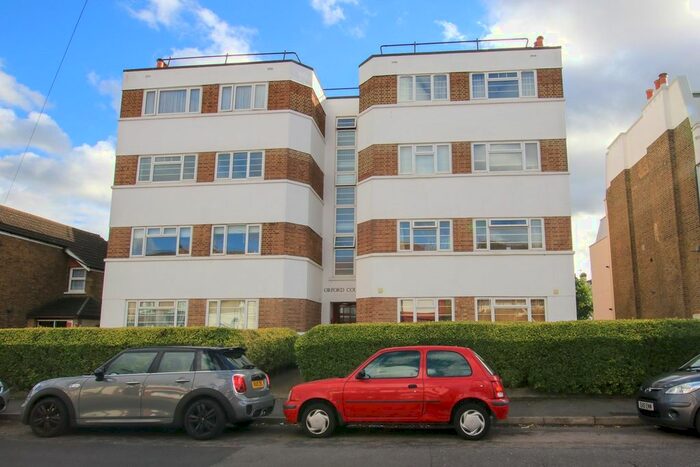 2 Bedroom Flat To Rent In Belmont Road, Wallington, SM6