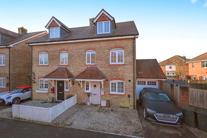 3 Bedroom Semi-Detached House For Sale In Mannington Road, Hellingly, Hailsham, BN27