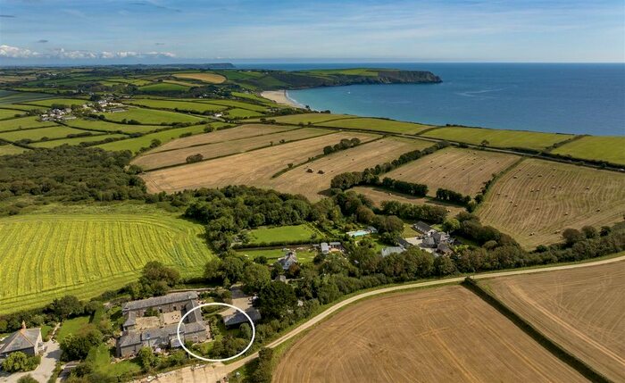 2 Bedroom Barn Conversion For Sale In Ruan High Lanes, Truro, TR2