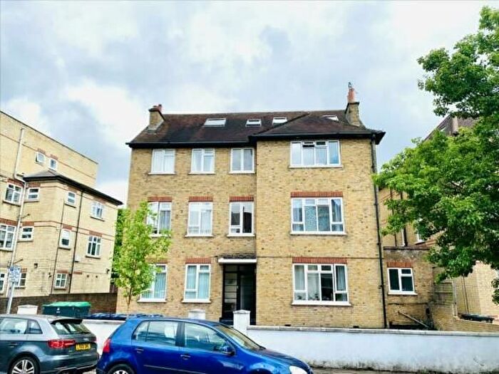 1 Bedroom Property To Rent In Grange Park, London, W5
