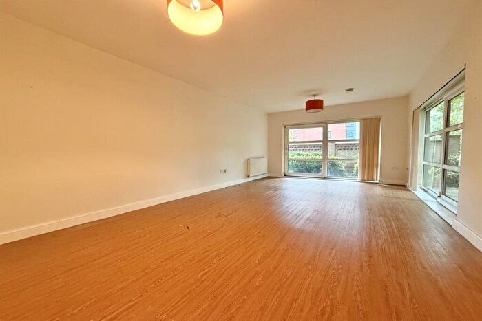 2 Bedroom Apartment To Rent In Montmano Drive, Manchester, M20