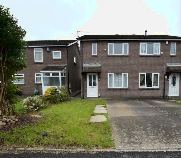 3 Bedroom Semi-Detached House To Rent In Poplar Court, Barry, CF62