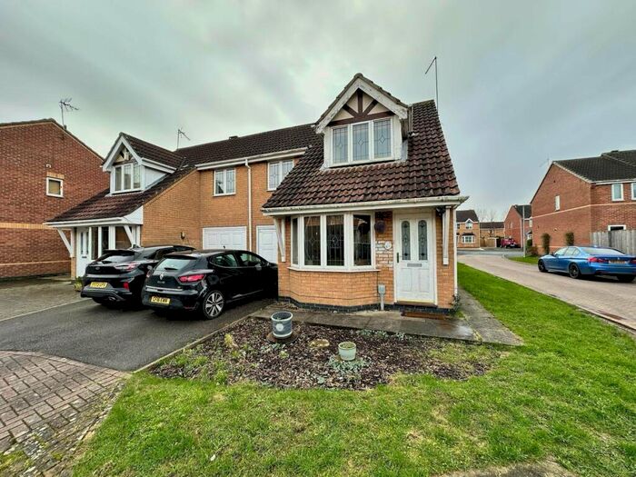 3 Bedroom Semi-Detached House To Rent In Coltman Close, Beverley, East Riding Of Yorkshi, HU17