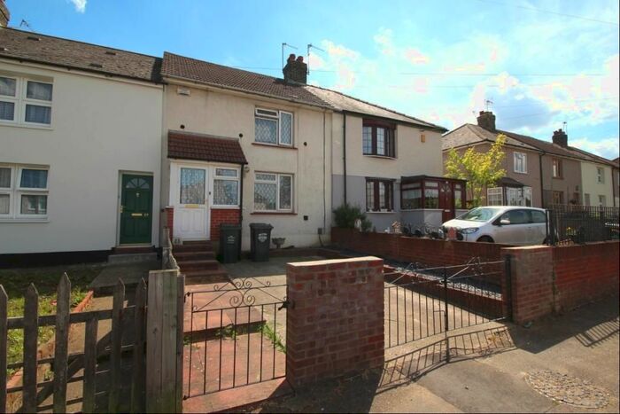 3 Bedroom Terraced House To Rent In Willow Road, Dartford, DA1