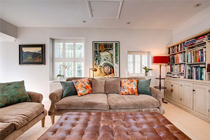 5 Bedroom Property To Rent In River Lane, Richmond, TW10