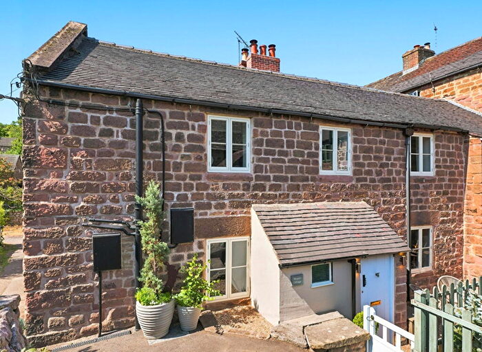3 Bedroom Cottage For Sale In North Street, Cromford., DE4